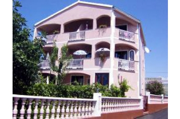 Croatia Privát Turanj, Exterior